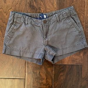 North Face gray cargo shorts - size 6